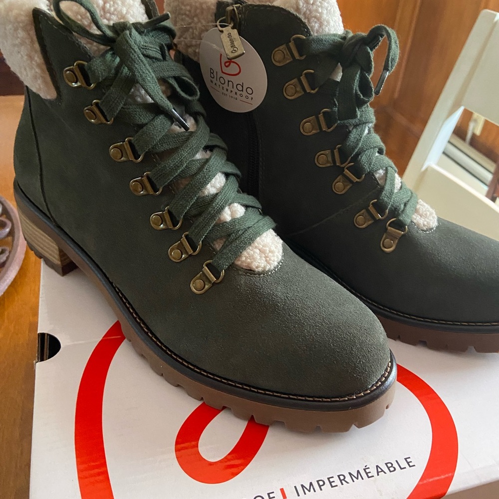 Blondo Waterproof Lugsole Boots